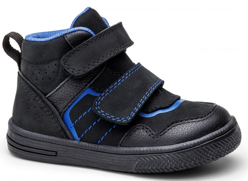 NIKLAS BLACK_1